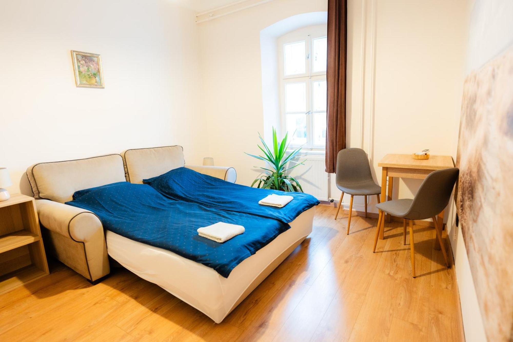 Carlone House Appartement Eger Buitenkant foto