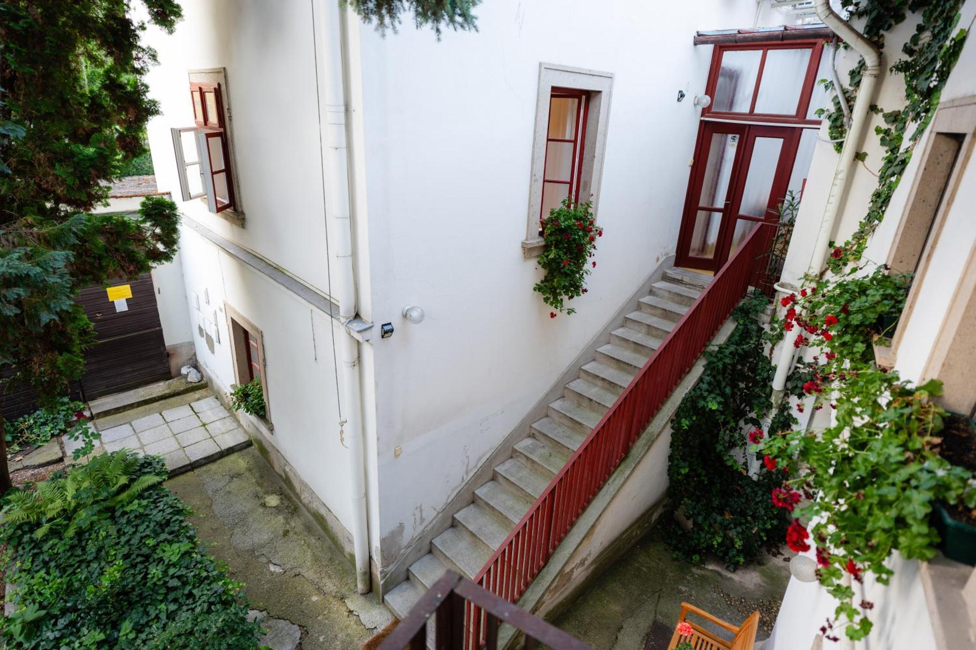 Carlone House Appartement Eger Buitenkant foto