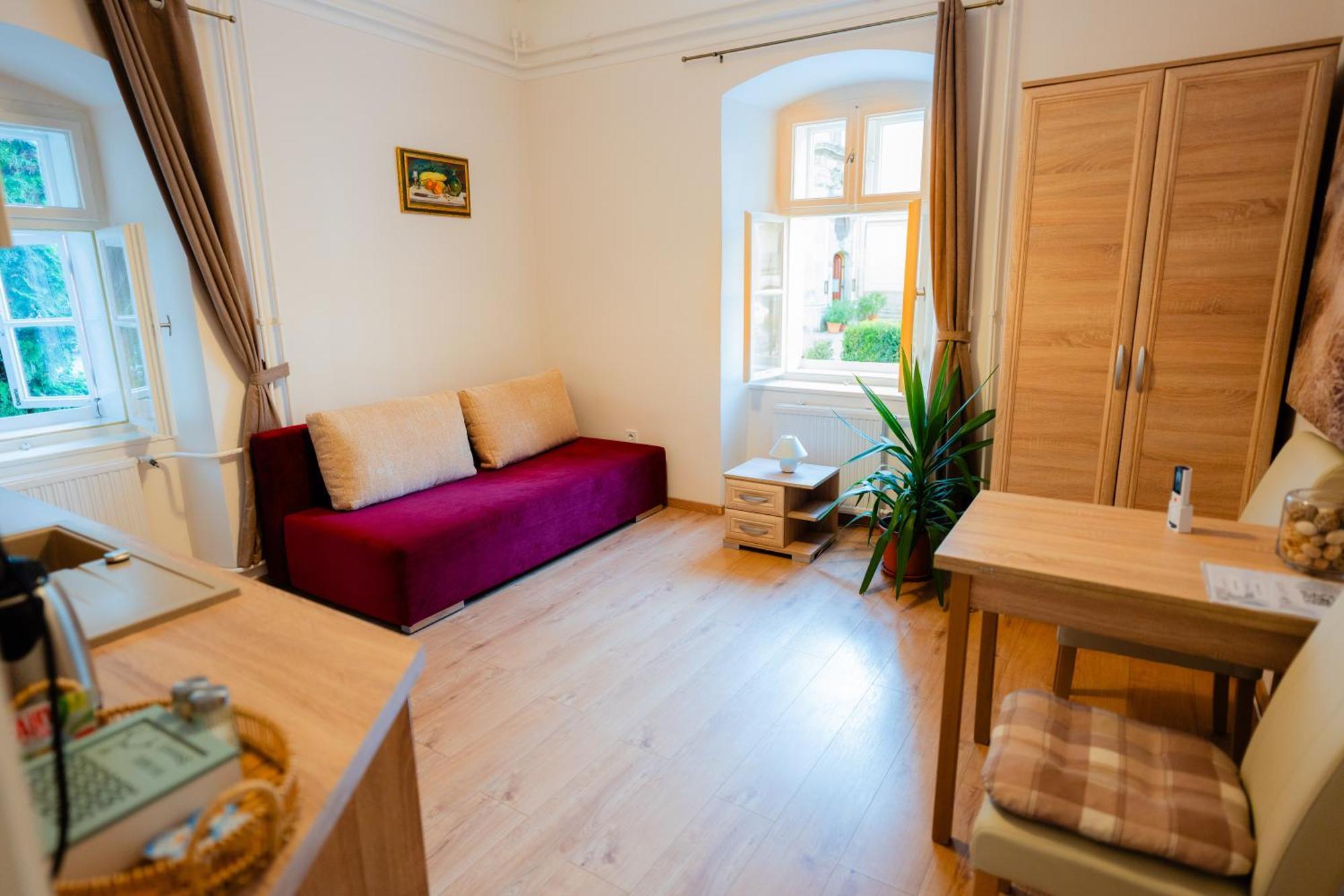 Carlone House Appartement Eger Buitenkant foto